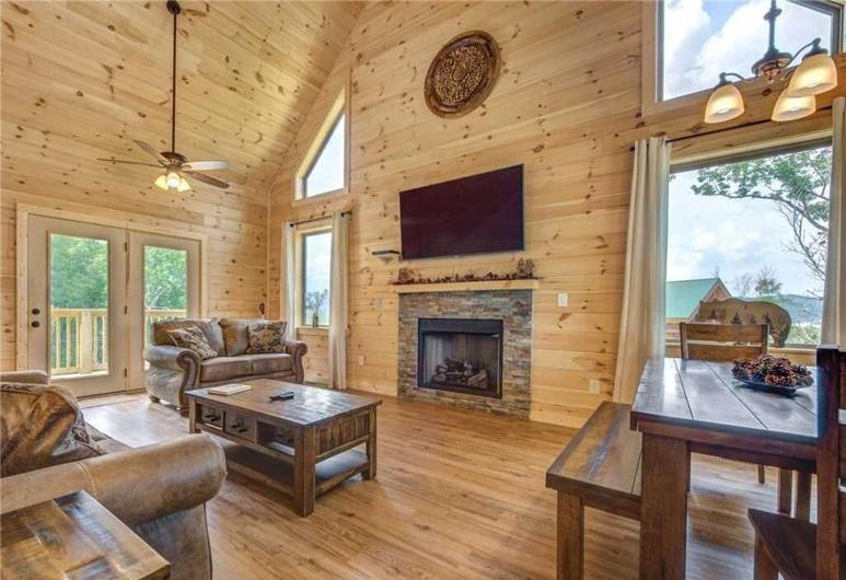 Walnut Ridge Cabin. Sleeps 7-11! Hot Tub, Pool Table, Minutes To Downtown Gatlinburg! Eksteriør bilde
